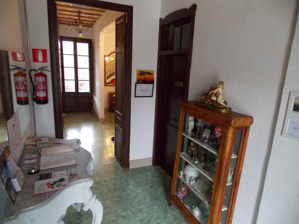 Hostal Cal Pla Sant Llorenc Savall Экстерьер фото